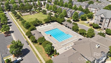 2441 Diplomat Lane Charlotte NC 28210