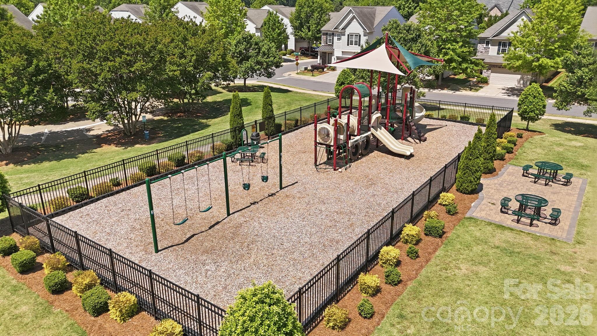 2441 Diplomat Lane Charlotte NC 28210