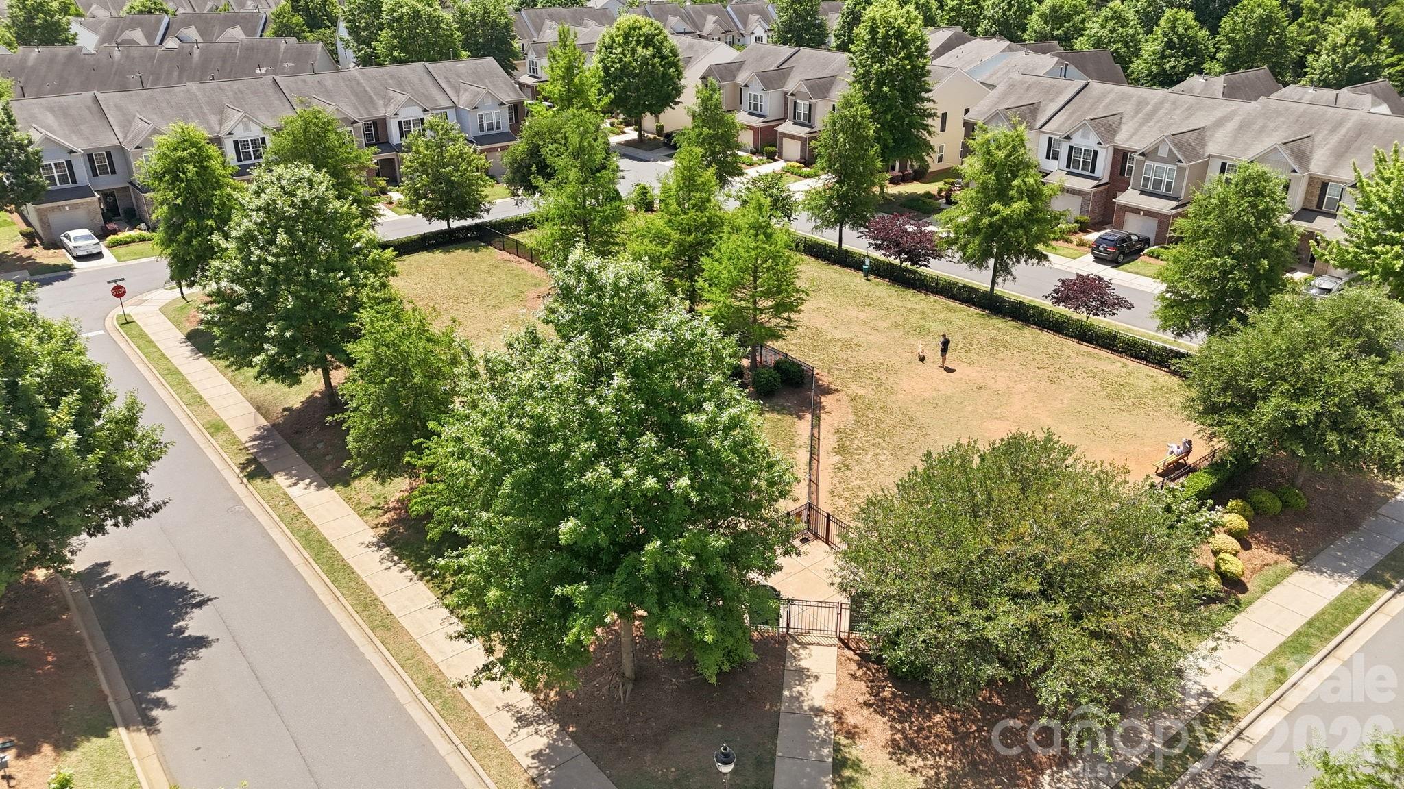 2441 Diplomat Lane Charlotte NC 28210