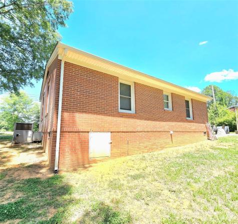 40582 Old Cottonville Road Norwood NC 28128