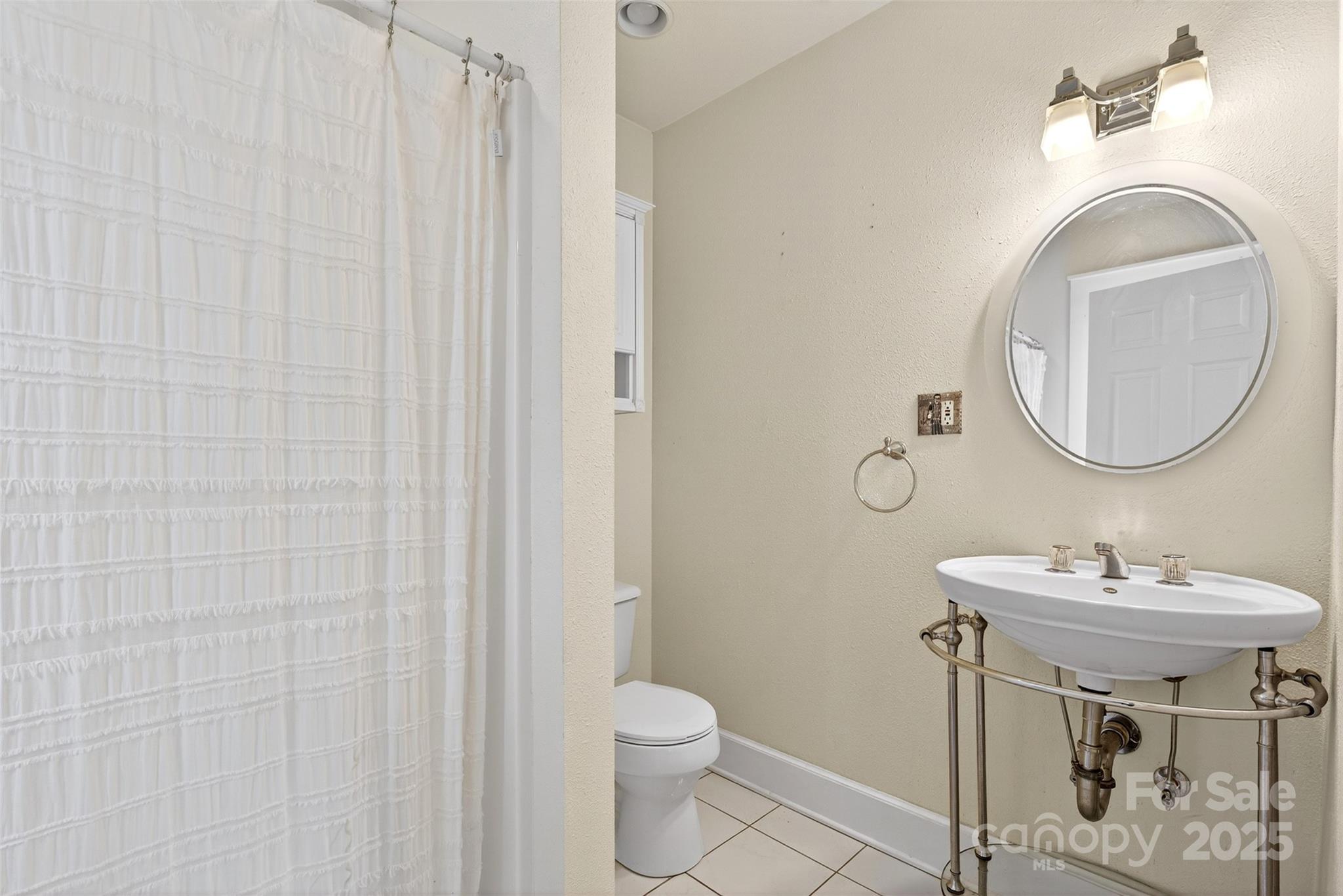 160 E Howard Street Tryon NC 28782
