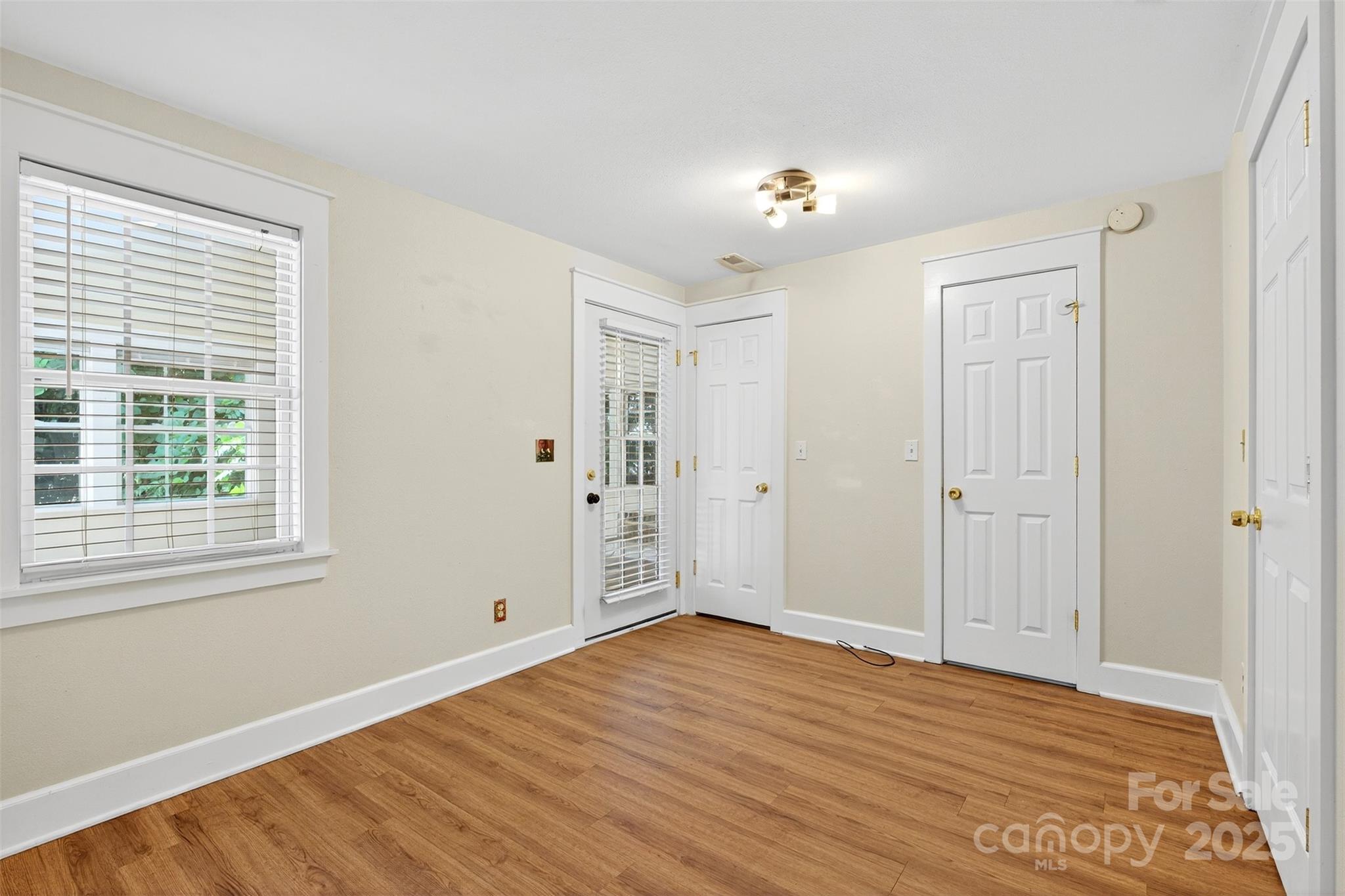 160 E Howard Street Tryon NC 28782
