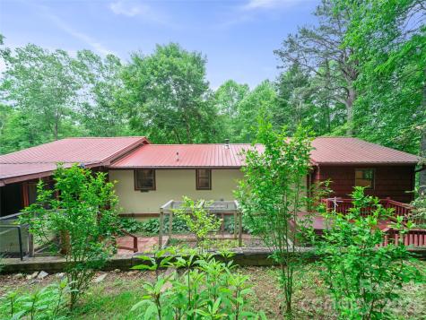 125 Heartland Lane Burnsville NC 28714