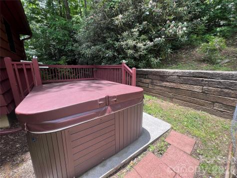 125 Heartland Lane Burnsville NC 28714