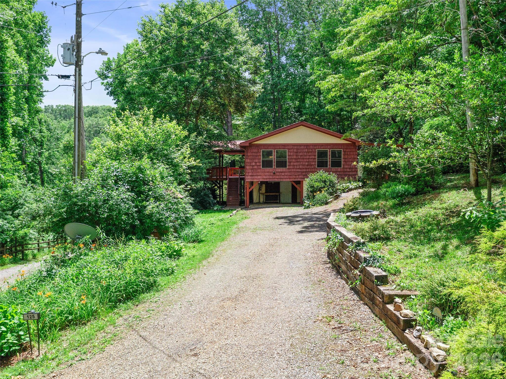 125 Heartland Lane Burnsville NC 28714