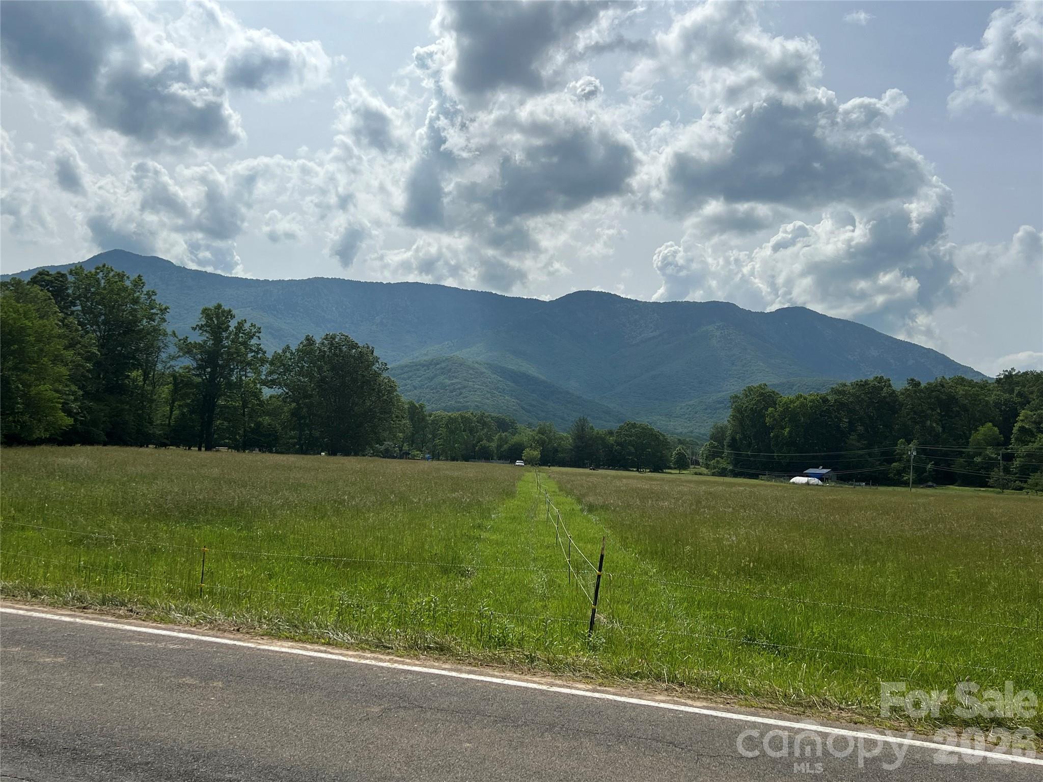 125 Heartland Lane Burnsville NC 28714