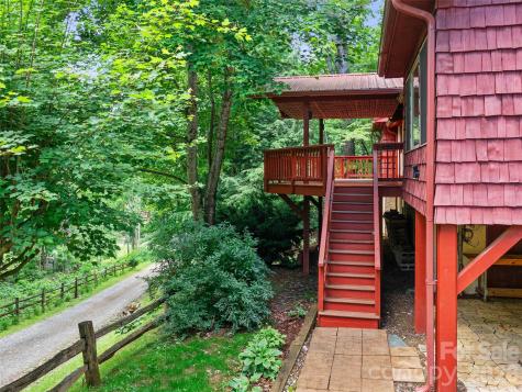 125 Heartland Lane Burnsville NC 28714