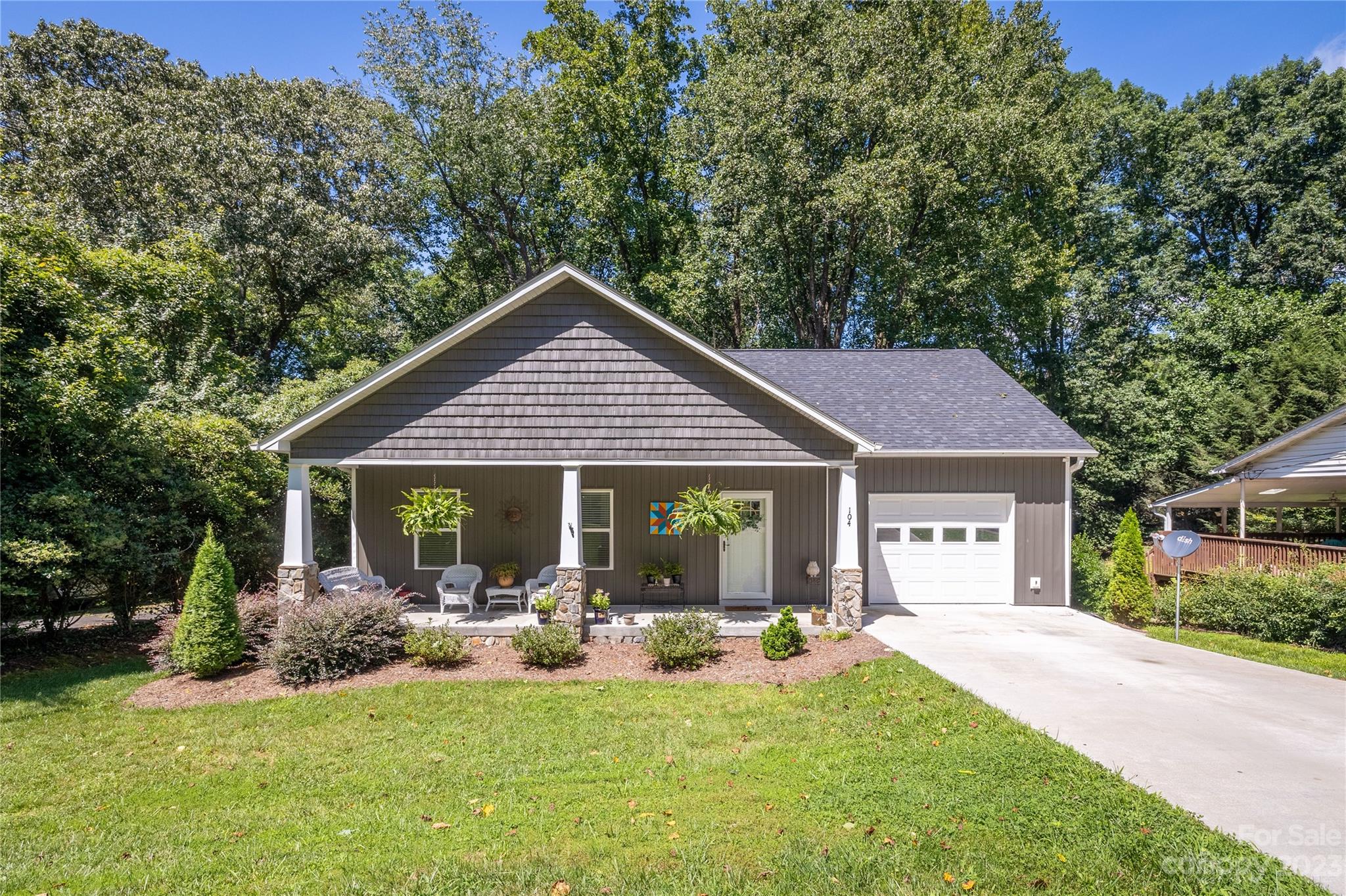 104 Ann Street Morganton NC 28655