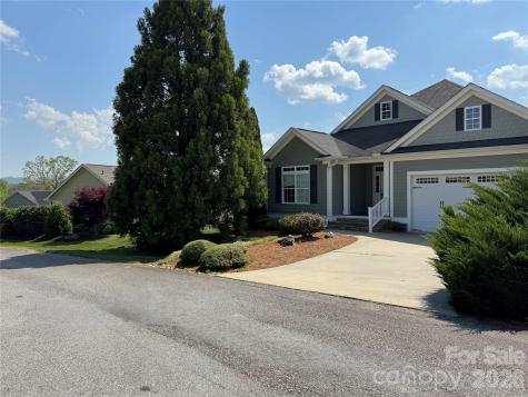 25 Copper Court Hendersonville NC 28792