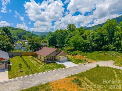 99 Junes Way Waynesville NC 28786