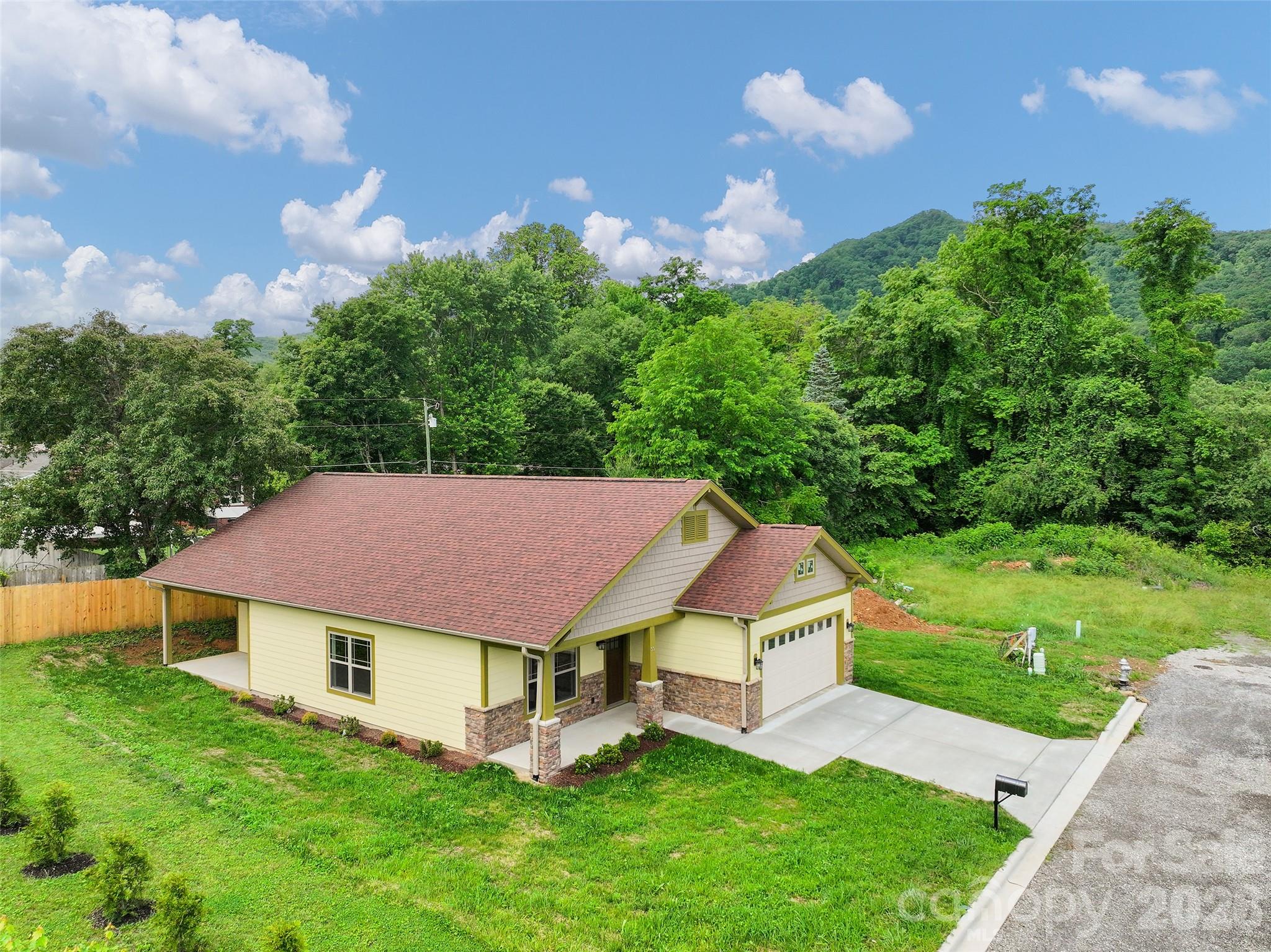 99 Junes Way Waynesville NC 28786