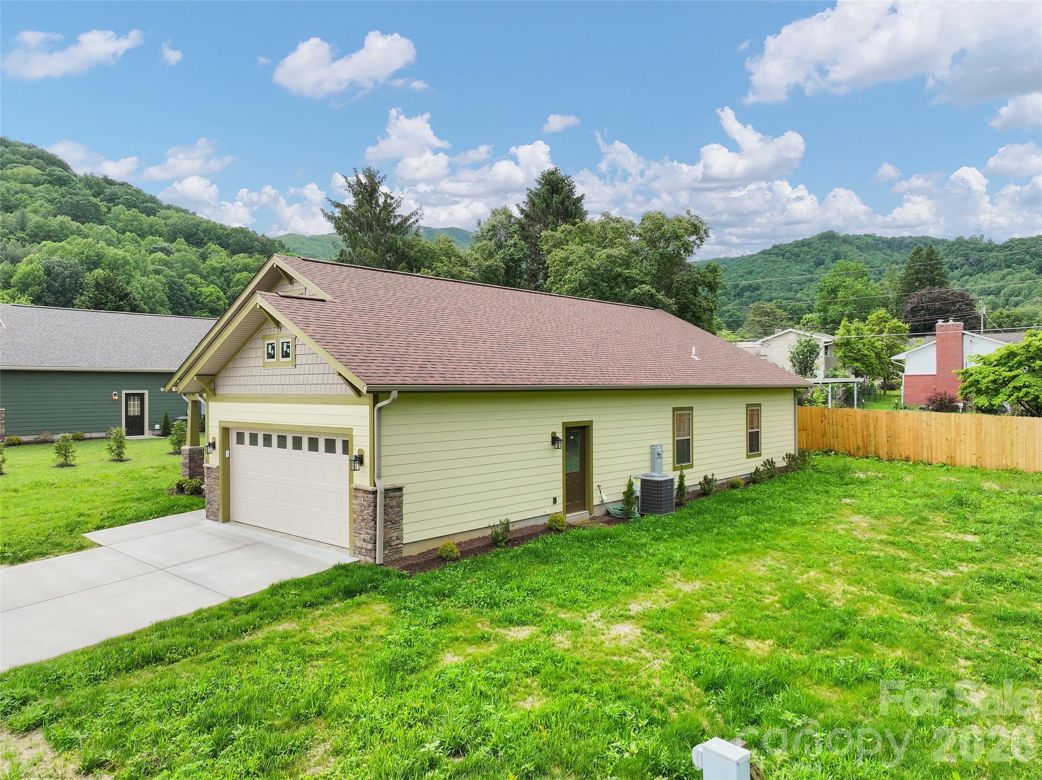 99 Junes Way Waynesville NC 28786