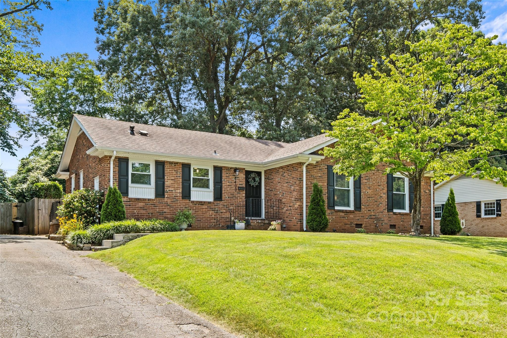1400 Tarrington Avenue Charlotte NC 28205