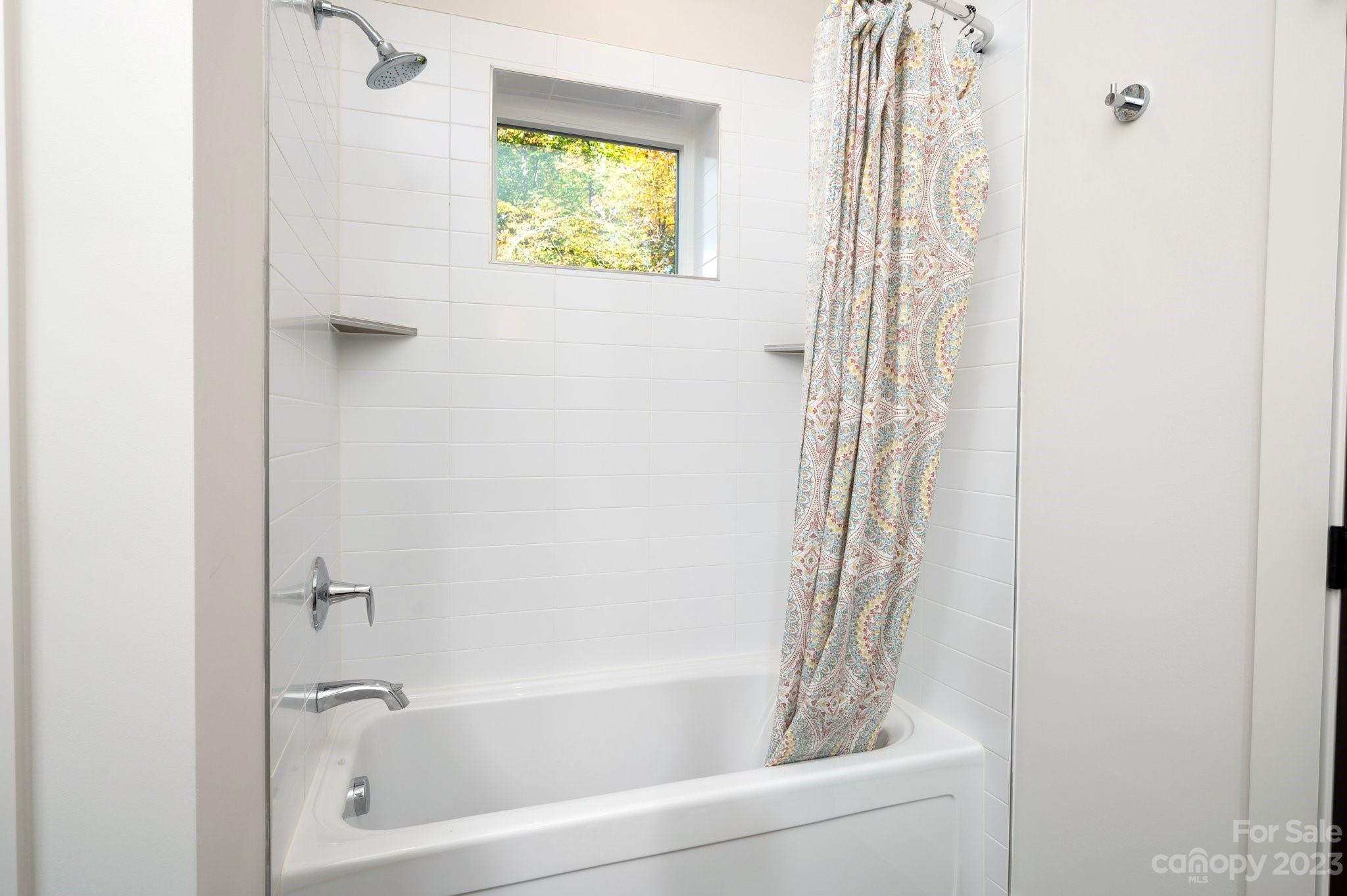 53 Orrinel Way Asheville NC 28806