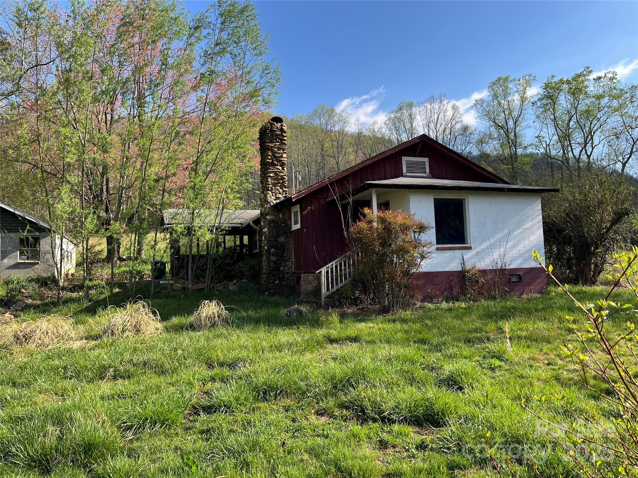 174 Warren Creek Road Candler NC 28715