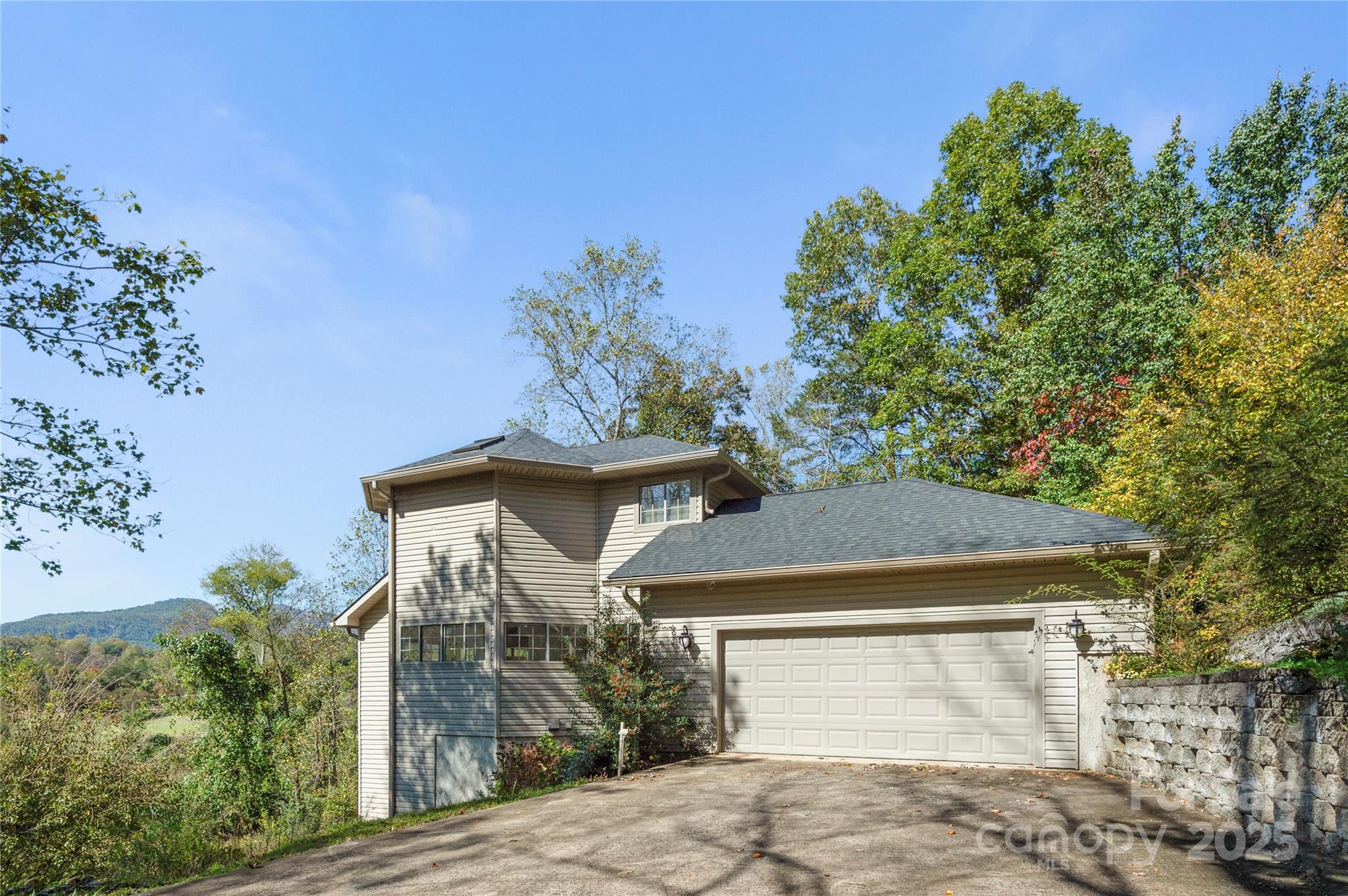 108 June Court Lake Lure NC 28746