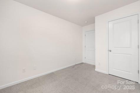 5004 Thomasville Drive Belmont NC 28012