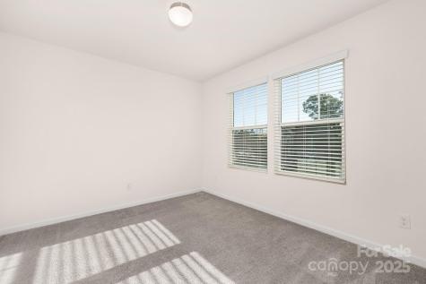 5004 Thomasville Drive Belmont NC 28012