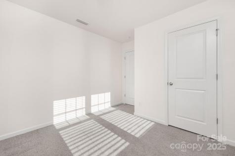 5004 Thomasville Drive Belmont NC 28012