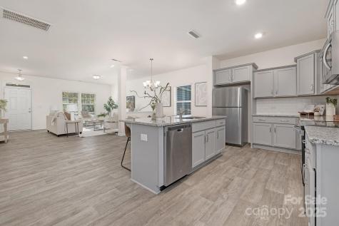 5004 Thomasville Drive Belmont NC 28012