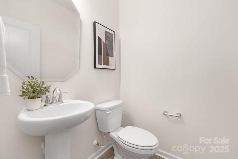 5004 Thomasville Drive Belmont NC 28012