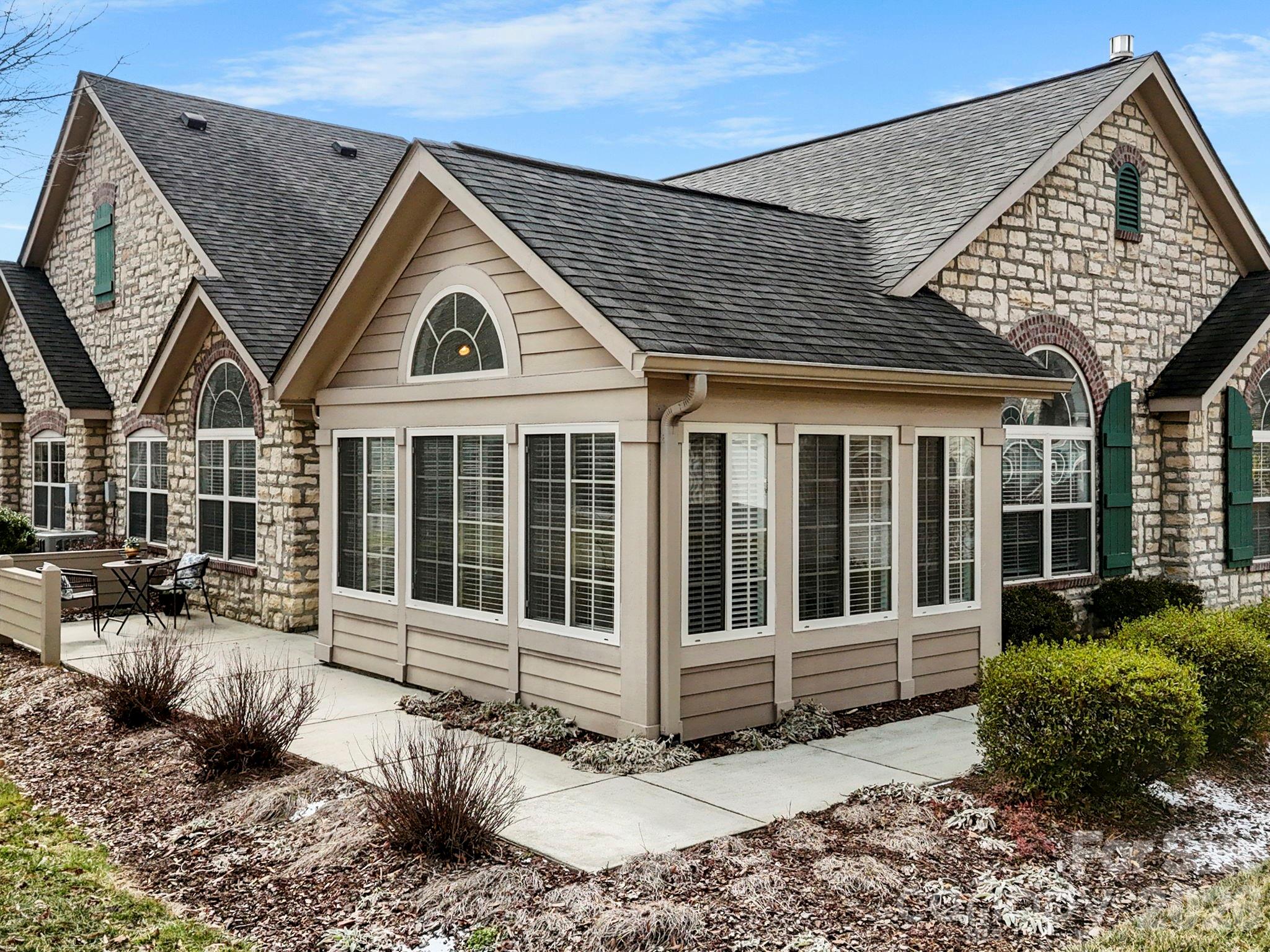 92 Mountain Meadow Circle Weaverville NC 28787