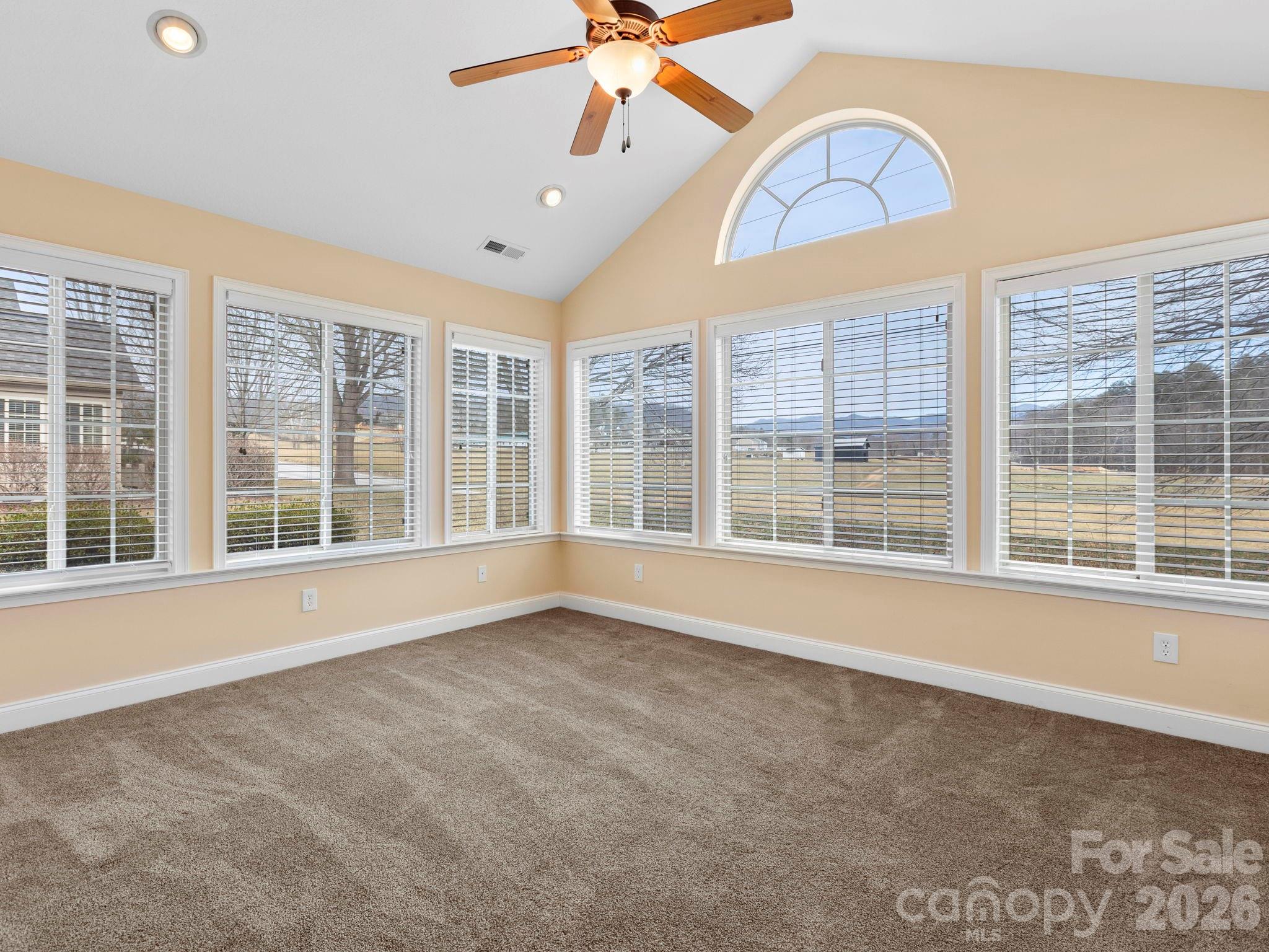 92 Mountain Meadow Circle Weaverville NC 28787