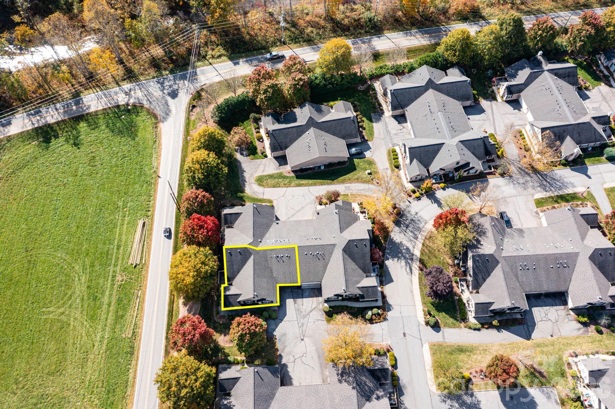 92 Mountain Meadow Circle Weaverville NC 28787