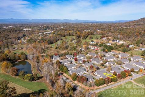 92 Mountain Meadow Circle Weaverville NC 28787