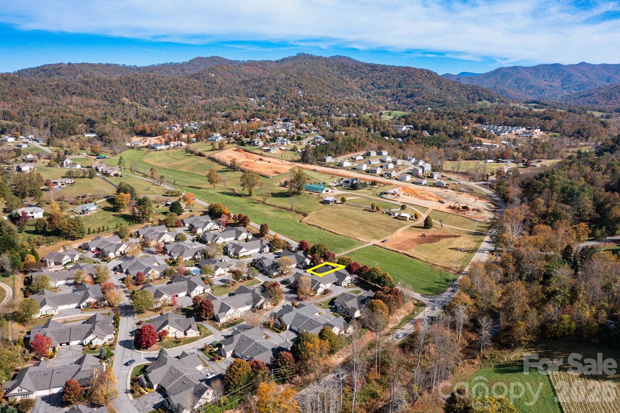 92 Mountain Meadow Circle Weaverville NC 28787