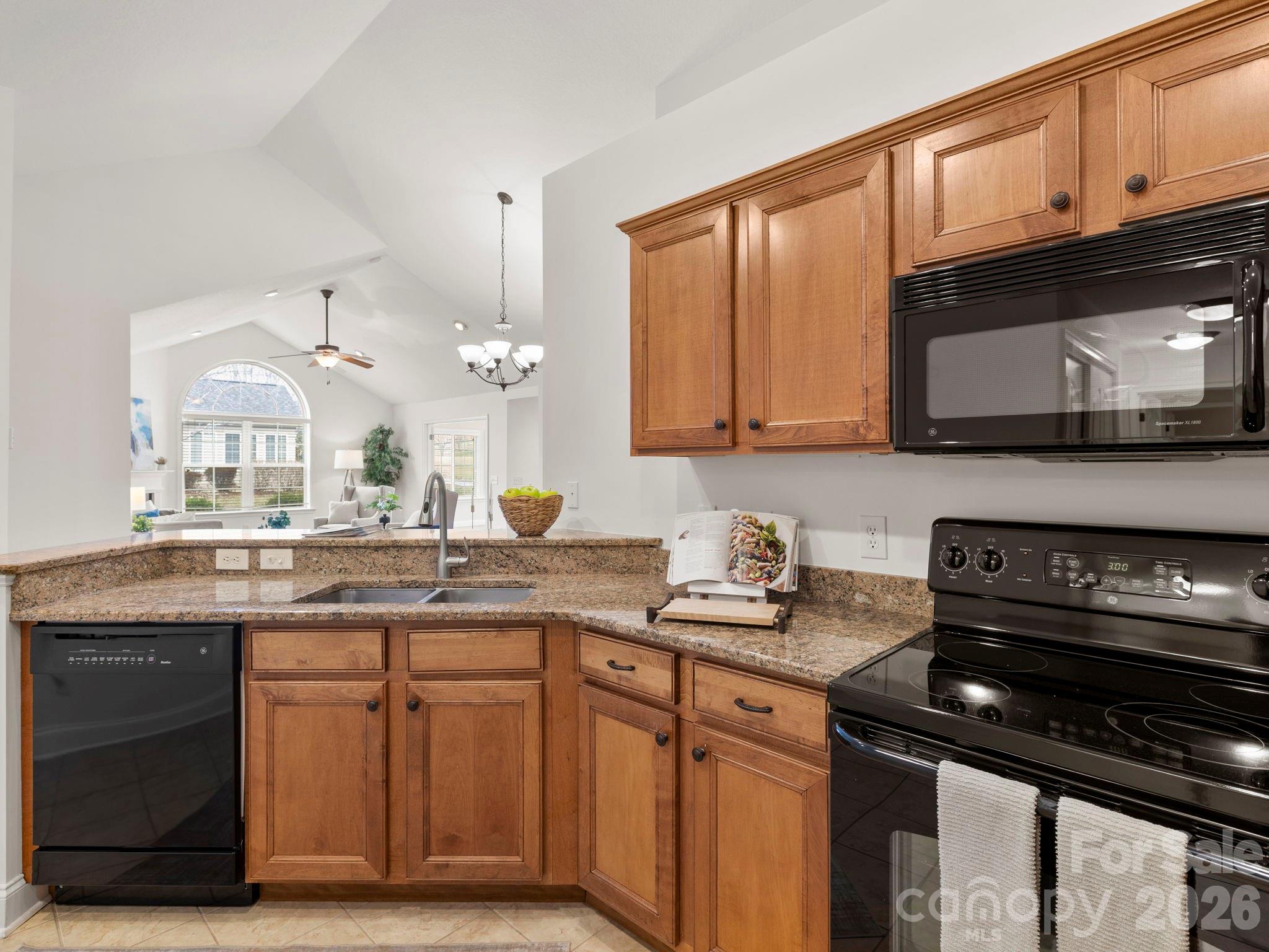 92 Mountain Meadow Circle Weaverville NC 28787