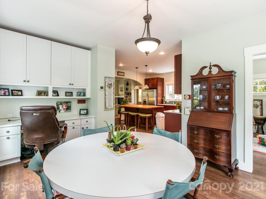 132 Westwood Place Asheville NC 28806