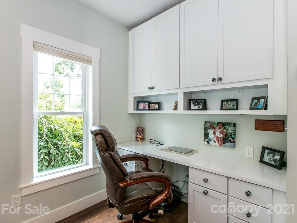 132 Westwood Place Asheville NC 28806