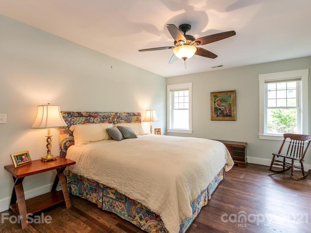 132 Westwood Place Asheville NC 28806