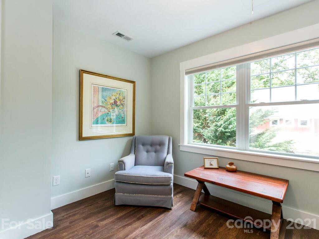 132 Westwood Place Asheville NC 28806