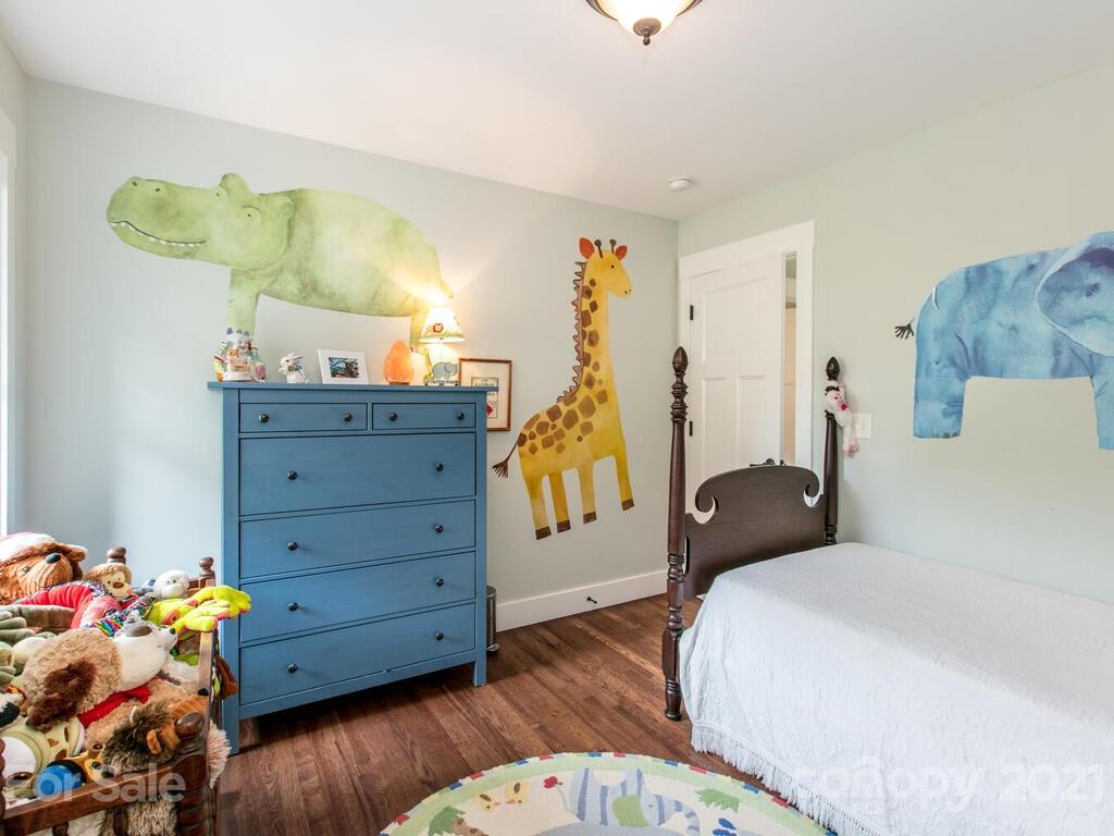 132 Westwood Place Asheville NC 28806