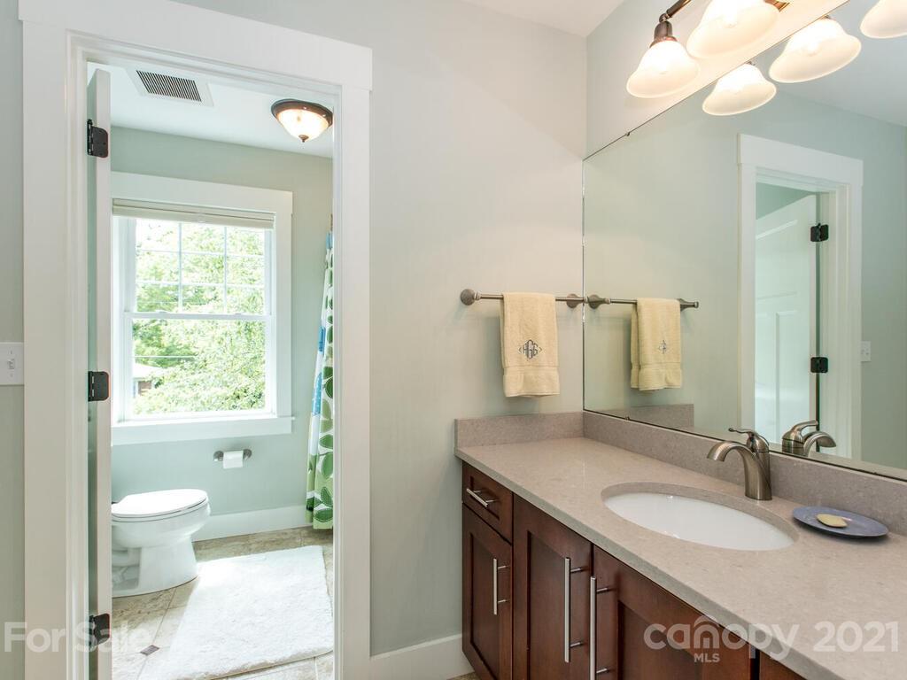 132 Westwood Place Asheville NC 28806
