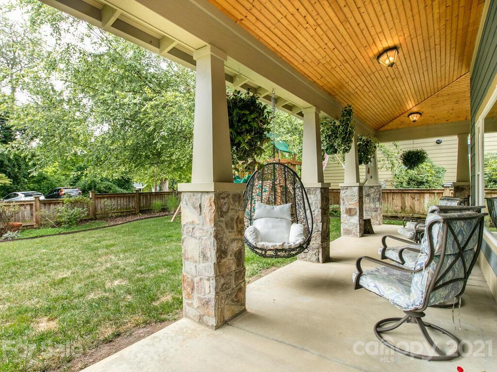 132 Westwood Place Asheville NC 28806