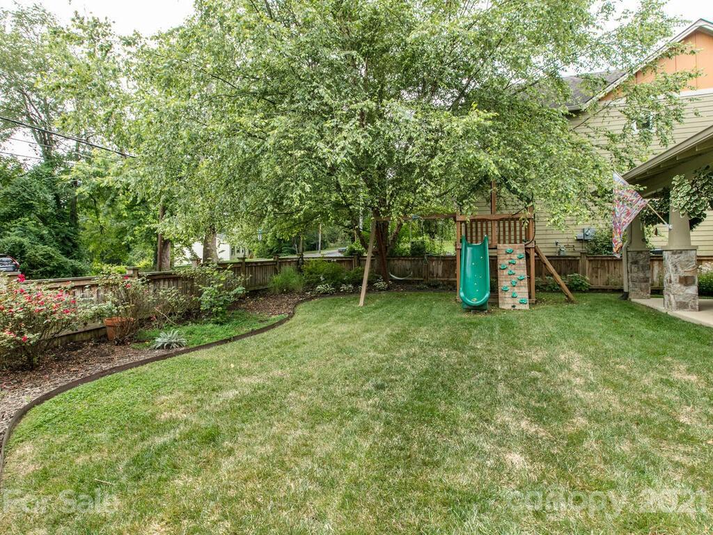 132 Westwood Place Asheville NC 28806