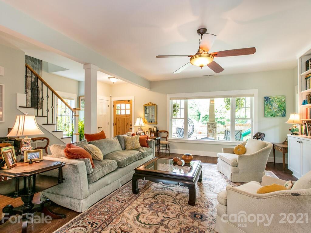 132 Westwood Place Asheville NC 28806
