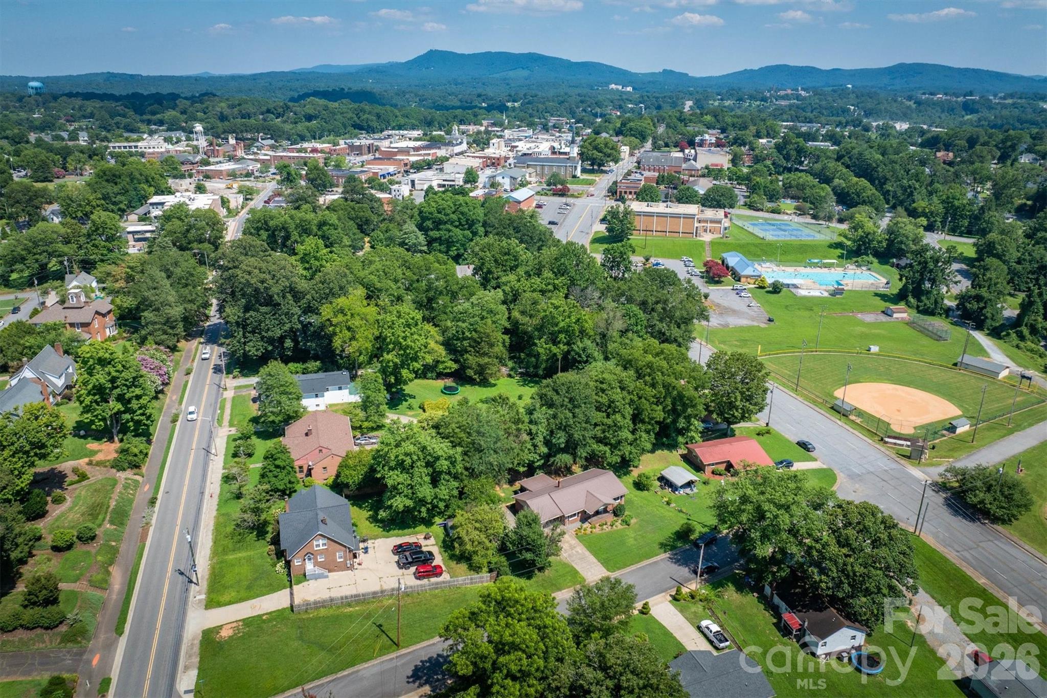 214 Howard Street Morganton NC 28655