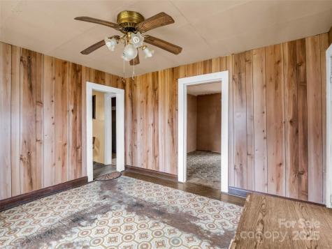 120 Maple Ridge Road Candler NC 28715