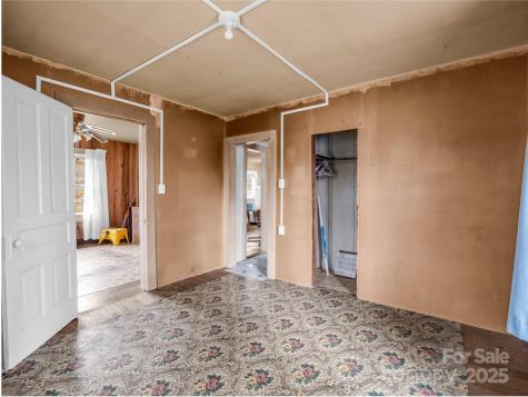 120 Maple Ridge Road Candler NC 28715