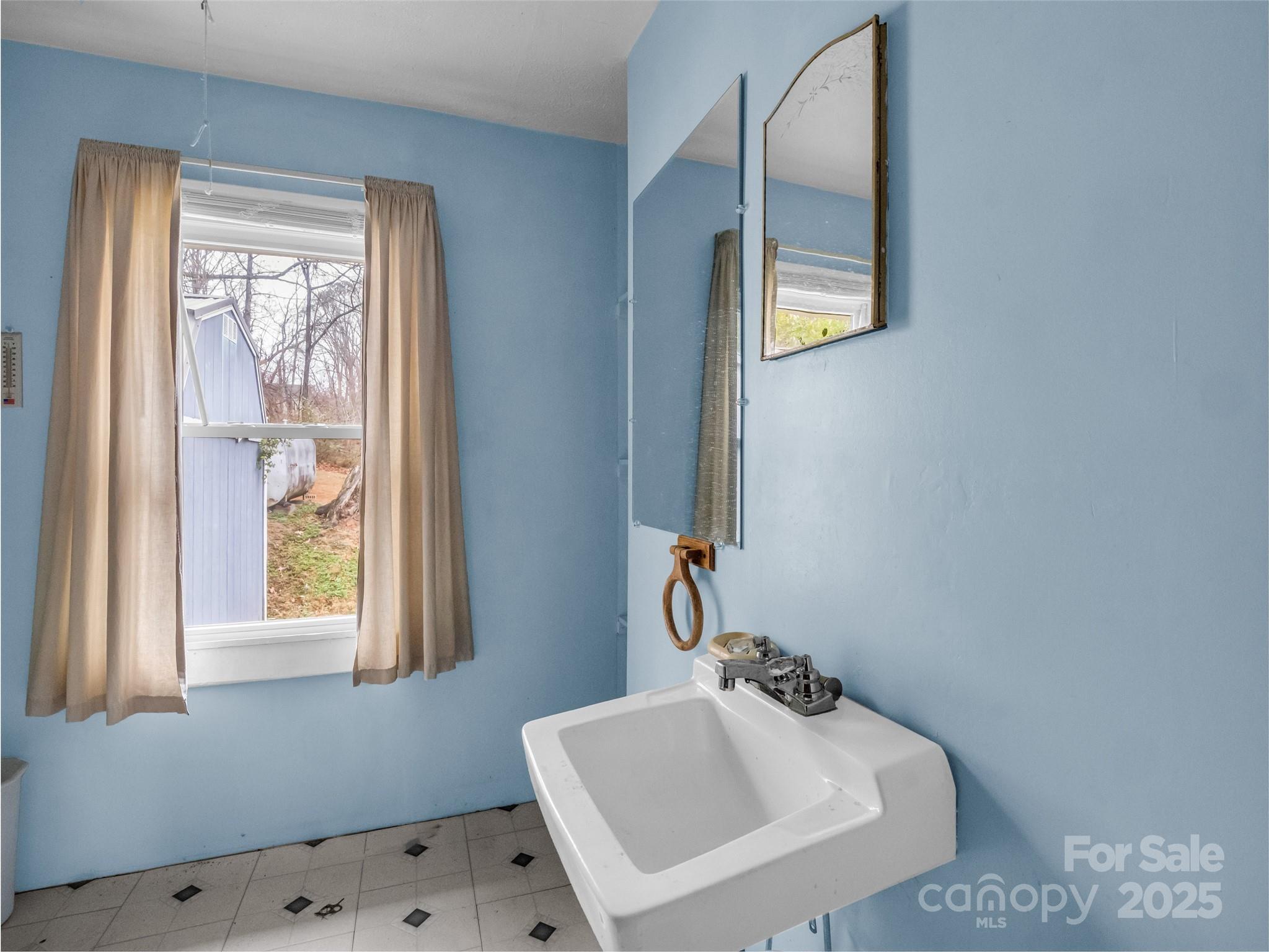 120 Maple Ridge Road Candler NC 28715