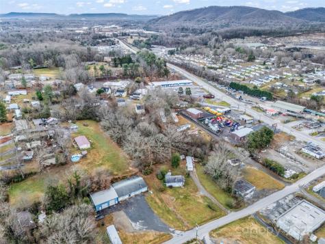 120 Maple Ridge Road Candler NC 28715