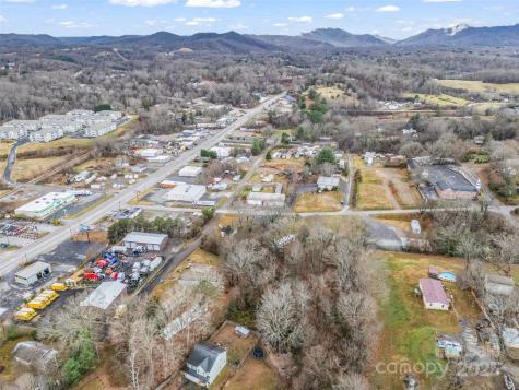 120 Maple Ridge Road Candler NC 28715