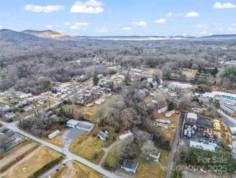 120 Maple Ridge Road Candler NC 28715