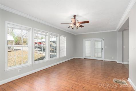 236 Pole Miller Extension Brevard NC 28712