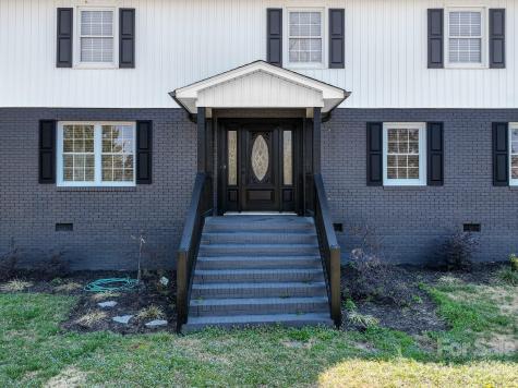 330 Skyview Drive Catawba SC 29704