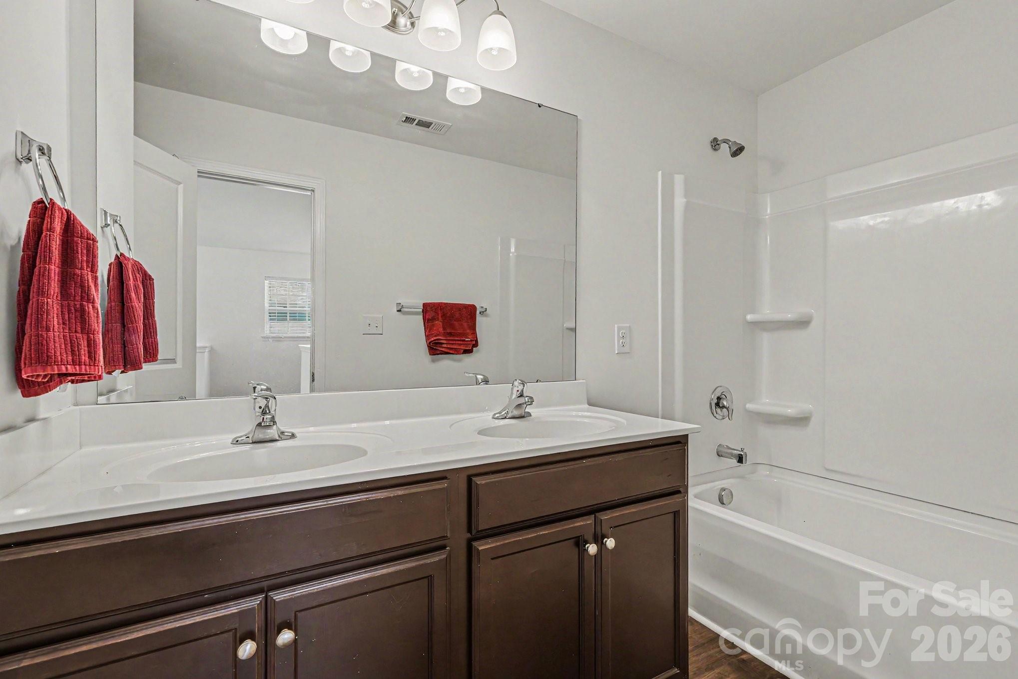2428 Alex Ryan Drive Charlotte NC 28216